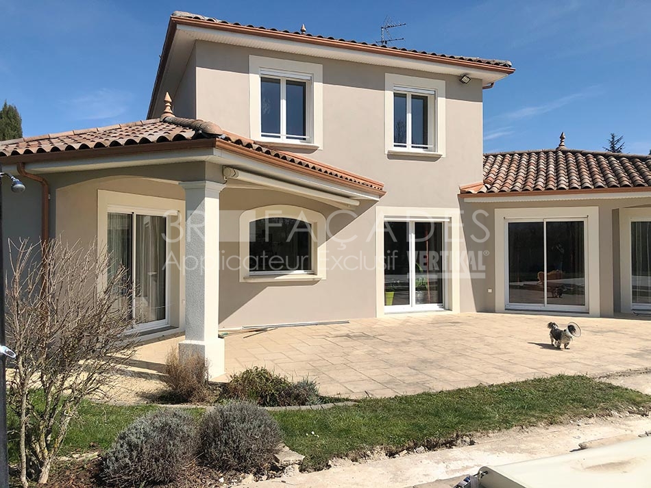 Ravalement façades d'une maison à Chasselay, 69380, Rhône