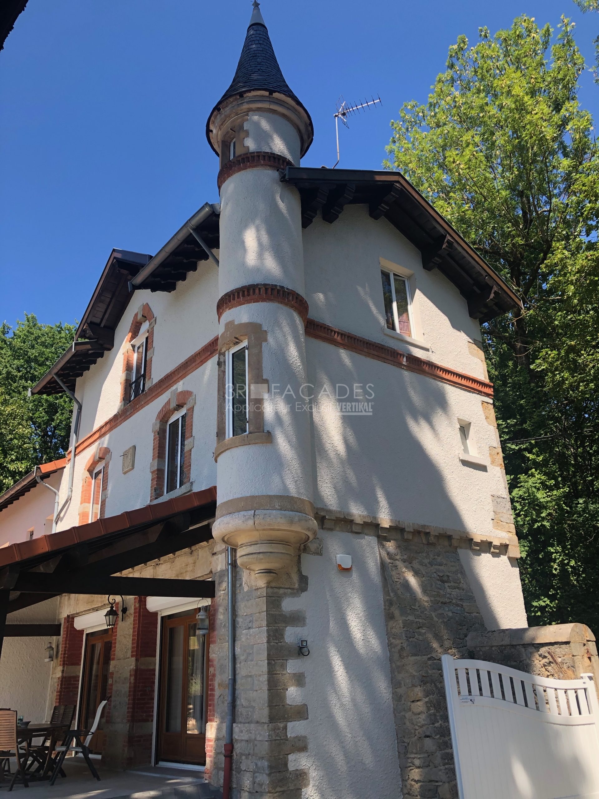 Ravalement façades d'une maison à Saint-Didier-au-Mont-d'Or, 69370, Rhône