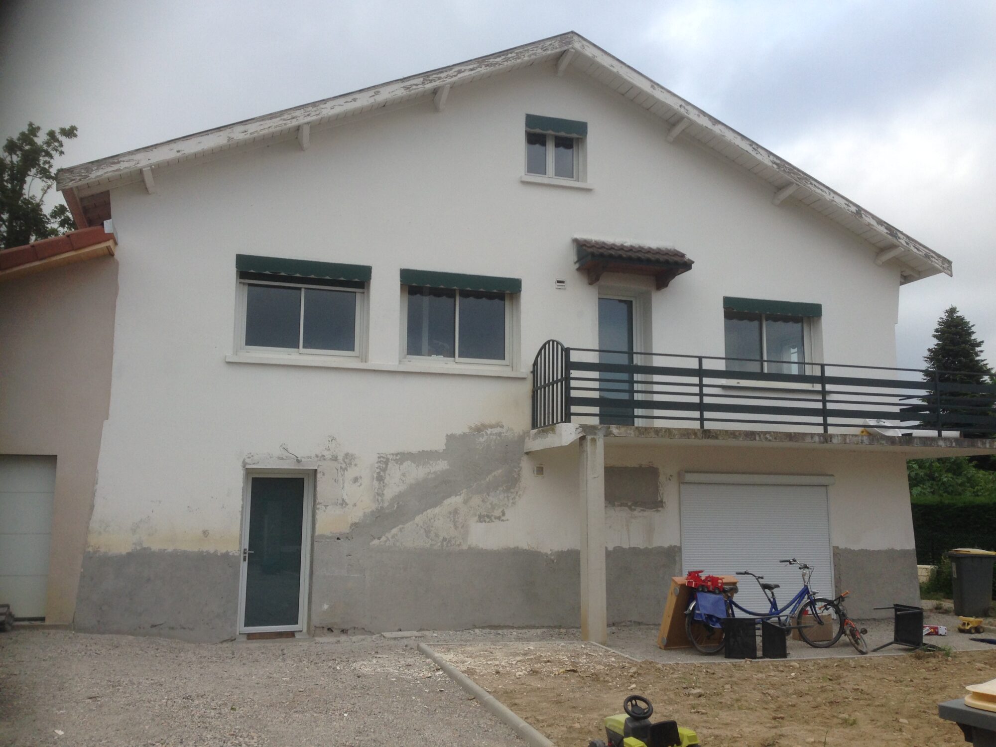 Avant travaux de rénovation de façade à Lyon 4ème arrondissement, état d’origine -3R Façades