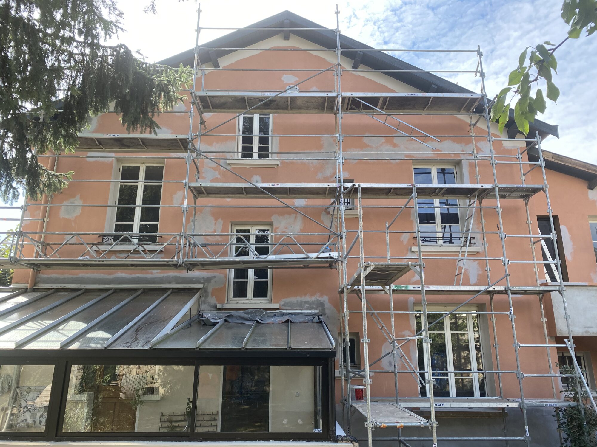 Avant travaux de rénovation de façade à Limonest, état d’origine -3R Façades
