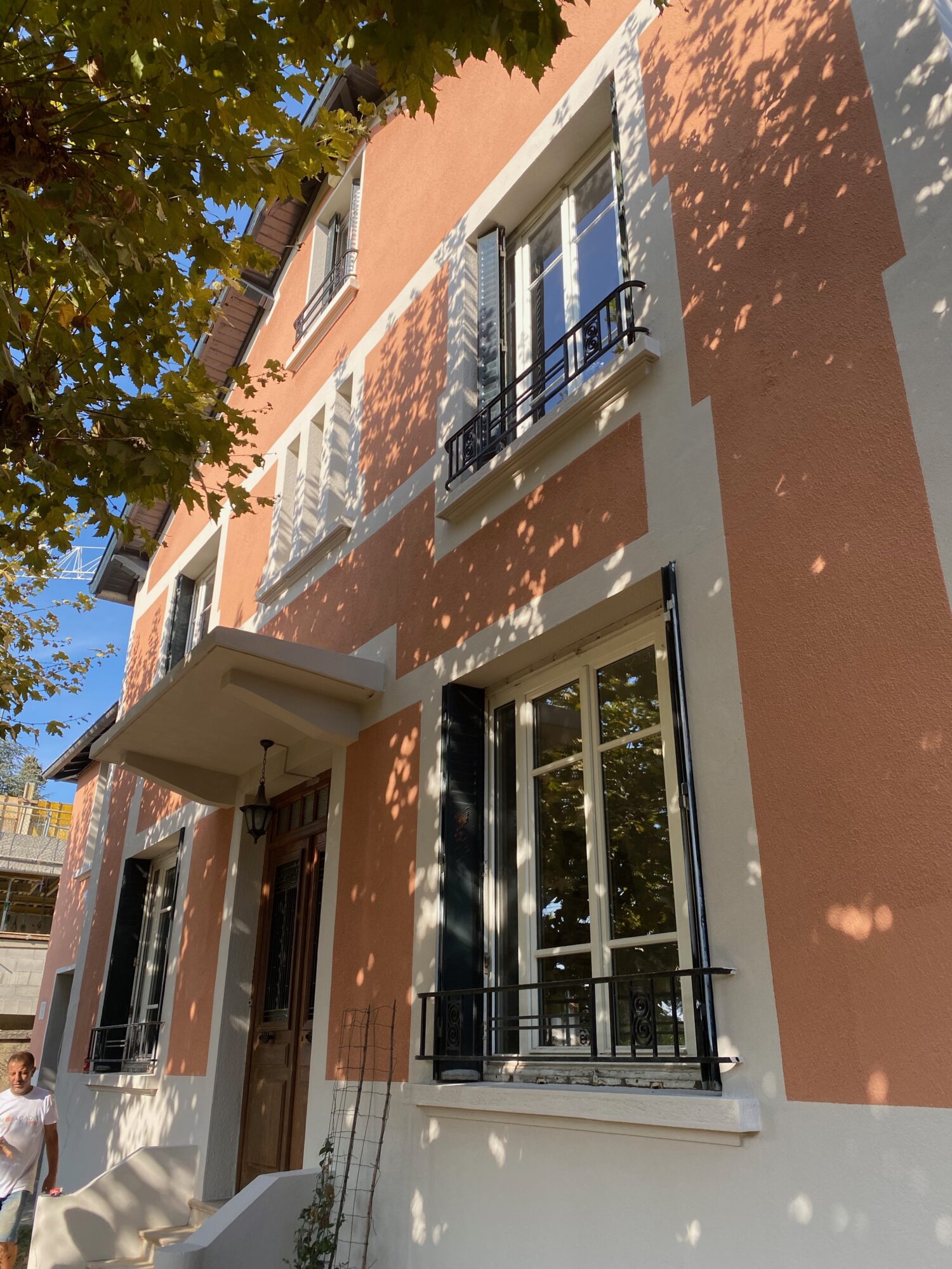 Après rénovation des façades à Limonest, rénovation effectuée -3R Façades