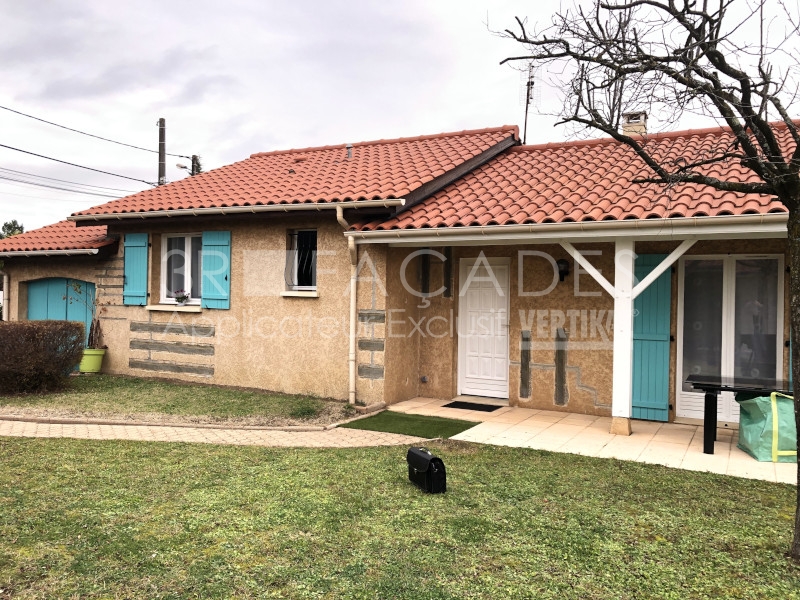 Maison avec 3R Façades en cours de rénovation.