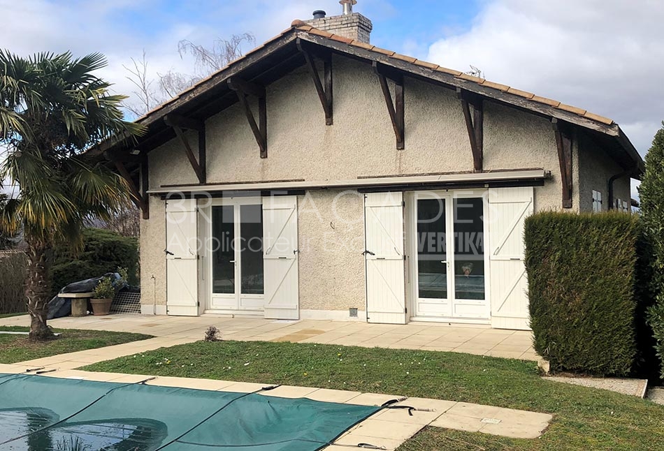 Maison avec 3R Façades portes fenêtres fermées